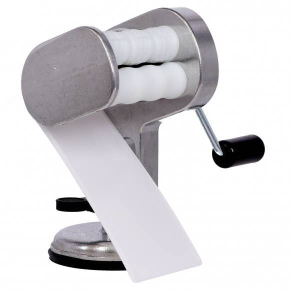 Divina Pasta Machine